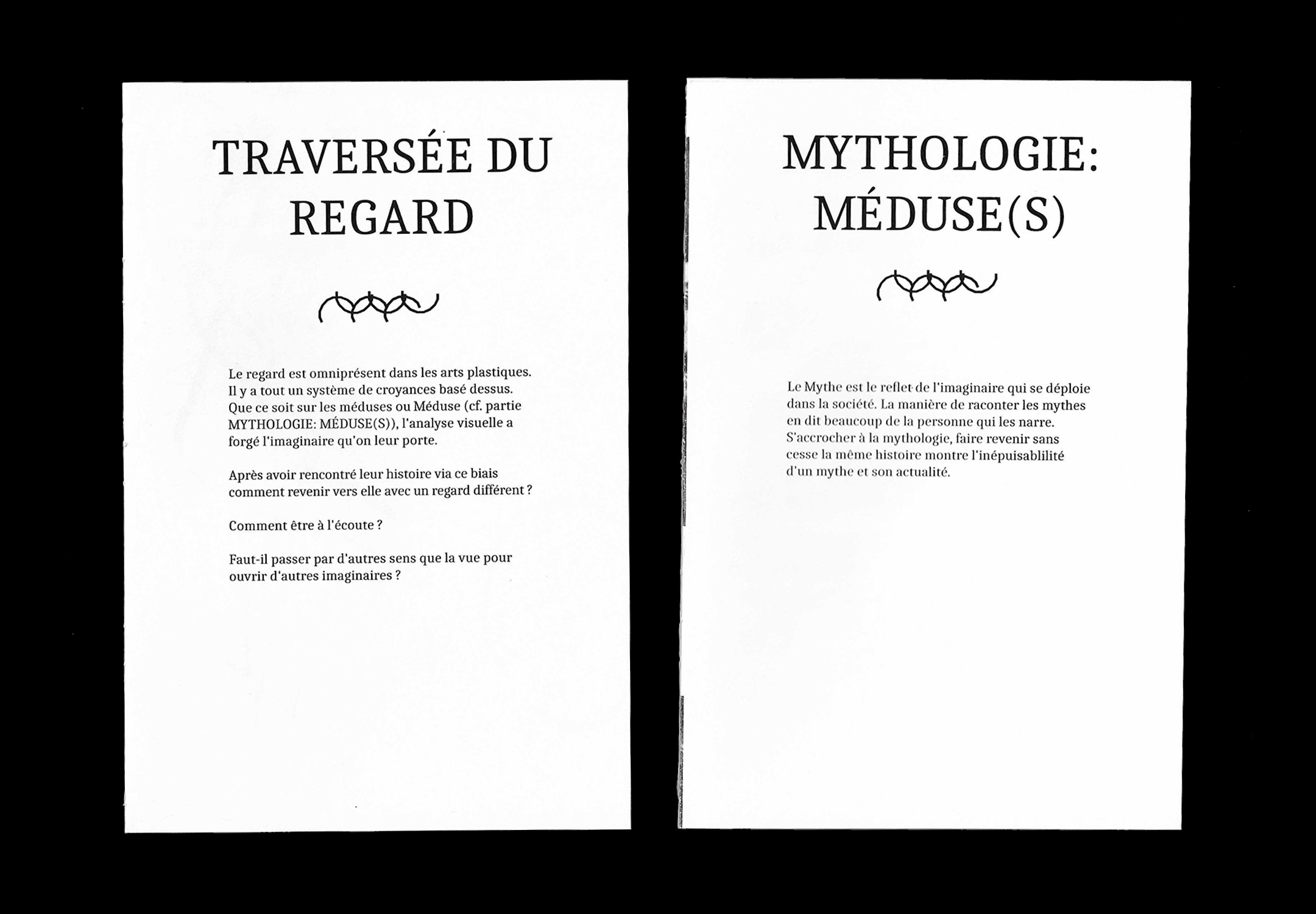 Premières de couvertures de deux des quatre livrets du mémoire de Nino André intitulé Méduse(s) : Récits et formes de résistance