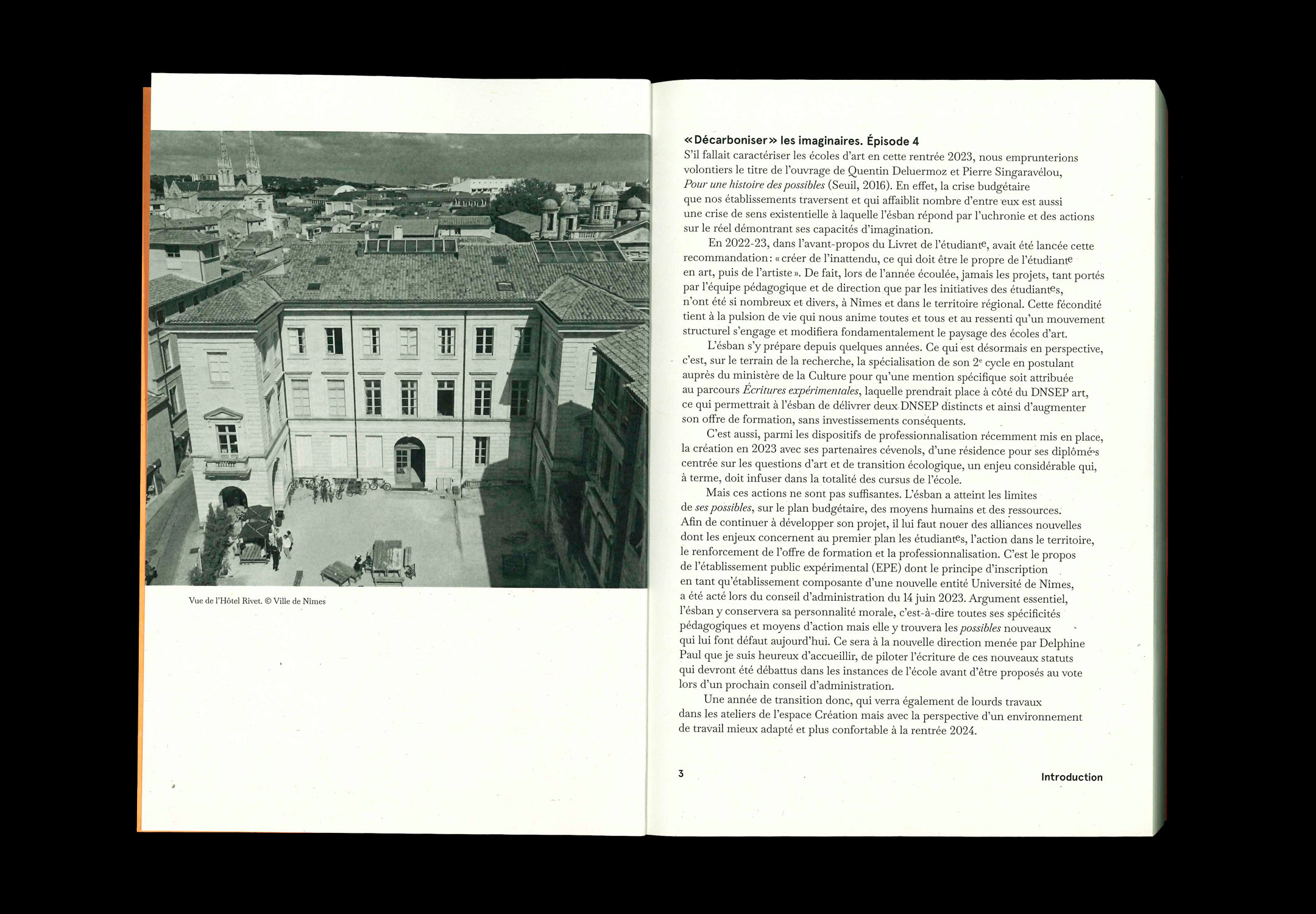 Double page du livret de l'étudiant·e présentant l'édito. Texte noir sur papier blanc.