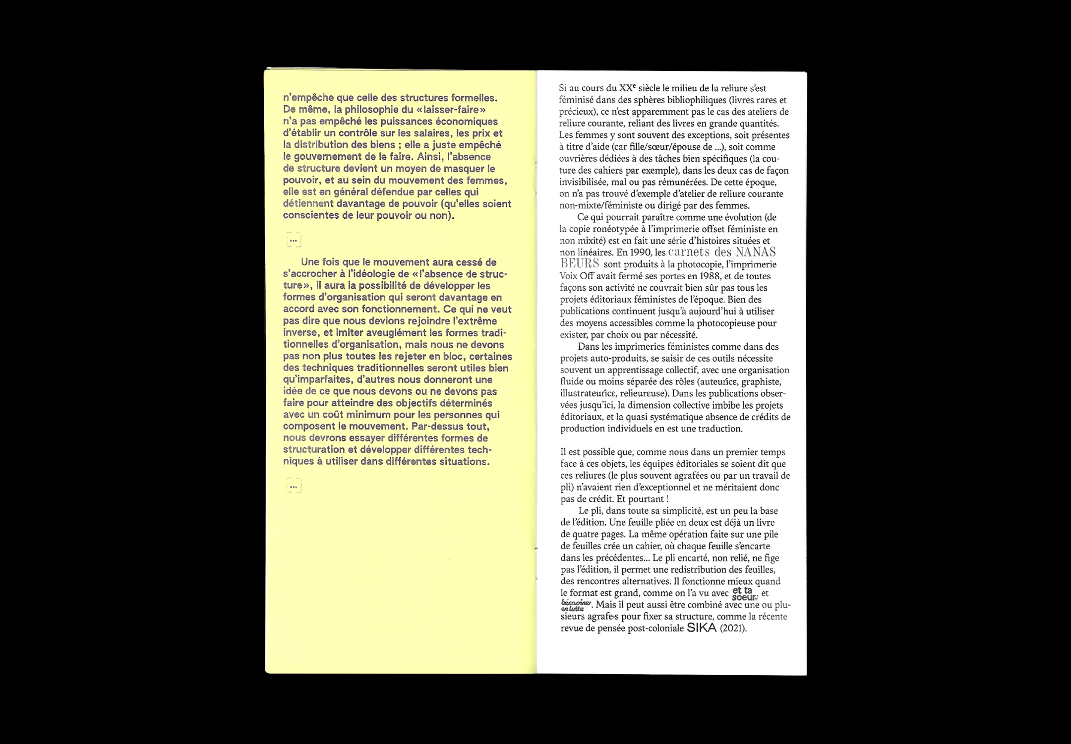 Double page intérieure, texte
